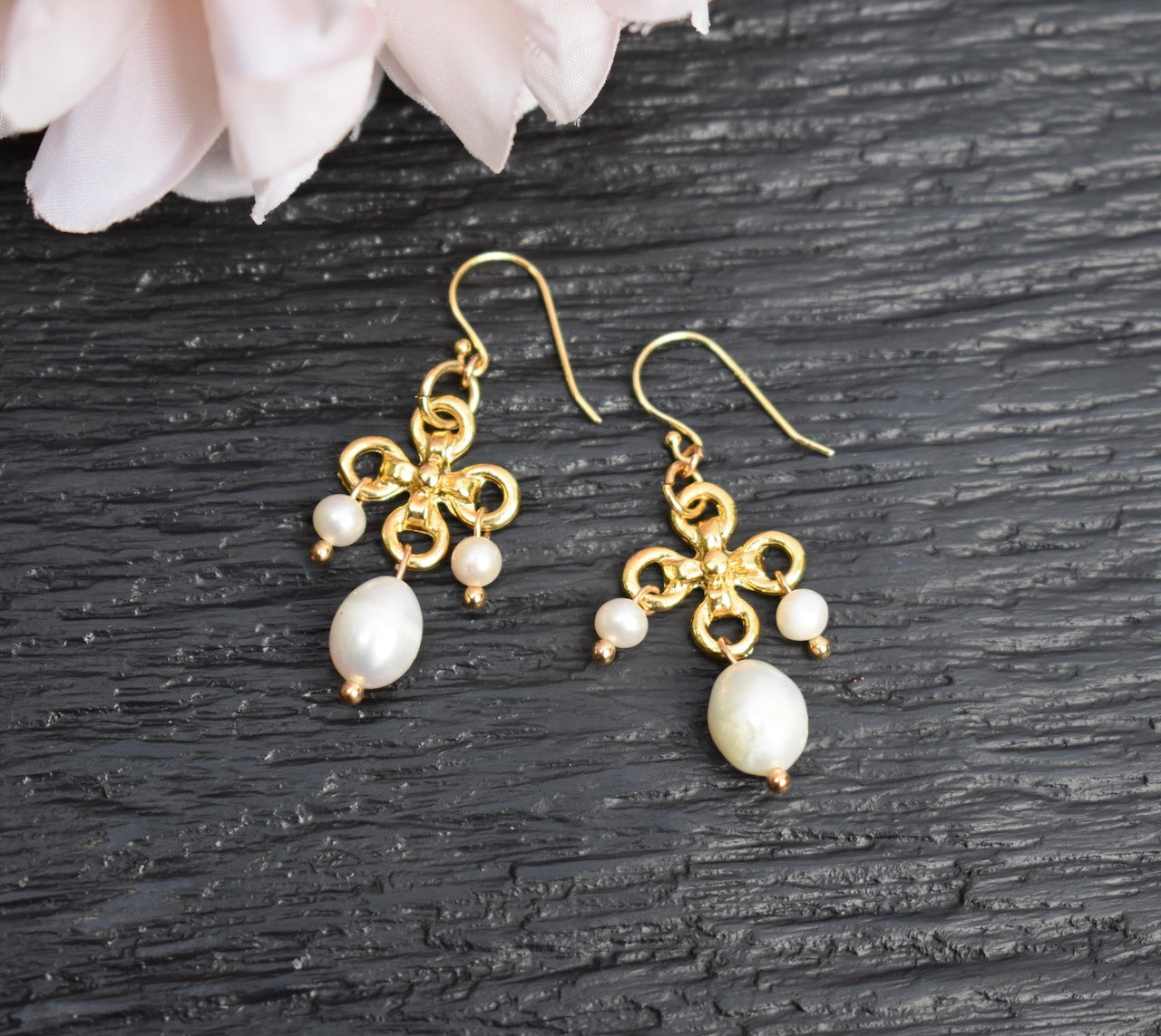 'Infini' - Pearl chandelier drop earrings