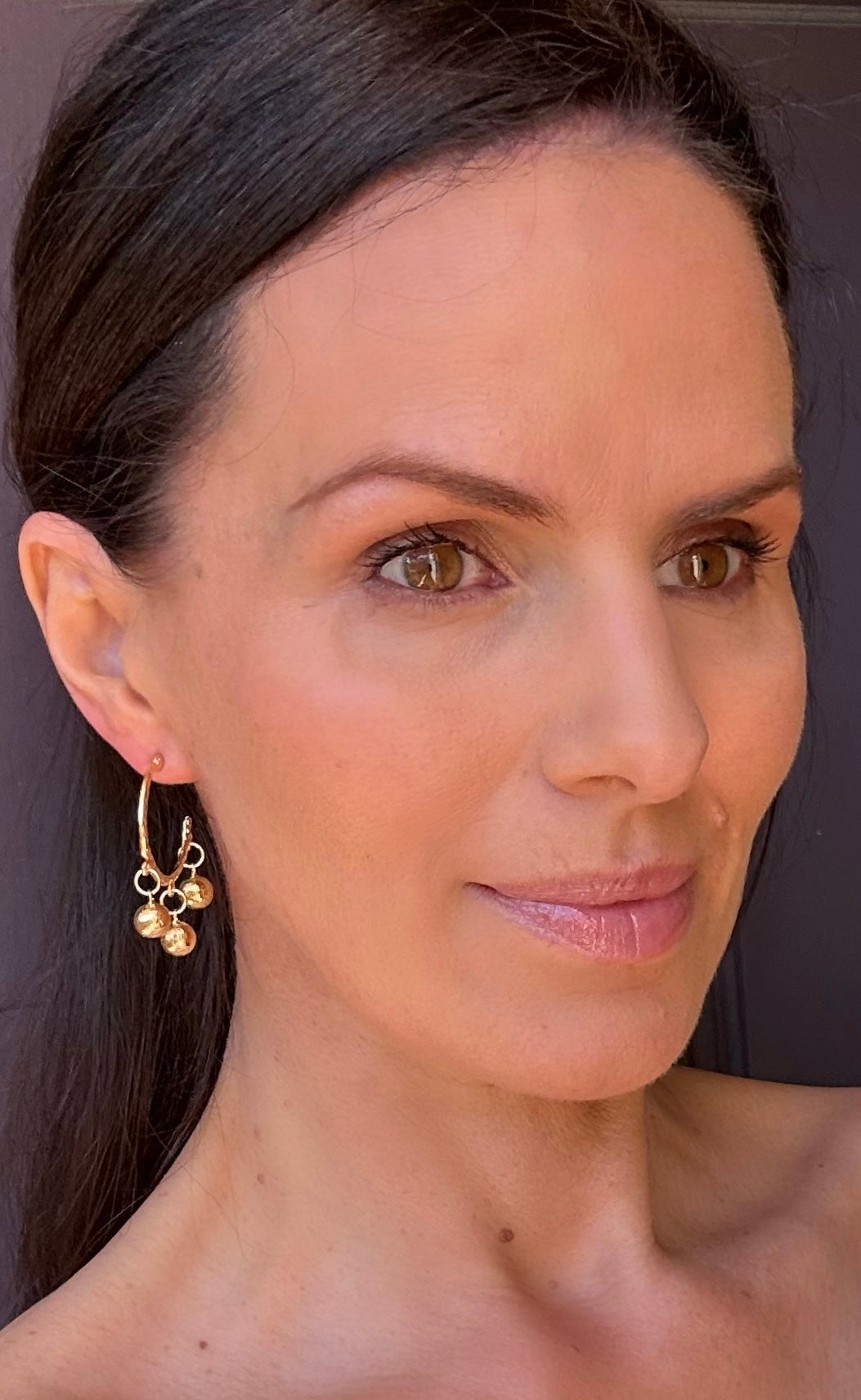 'Paloma' - Gold hoop earrings