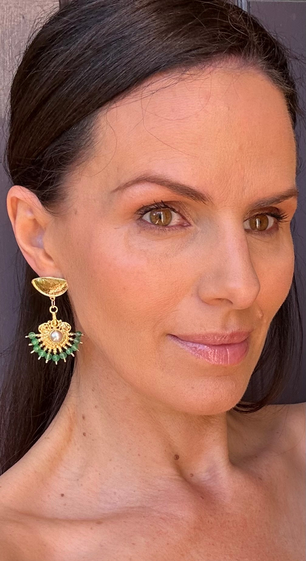 'Brisa' - Gold and Jade drop earrings