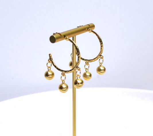 'Paloma' - Gold hoop earrings
